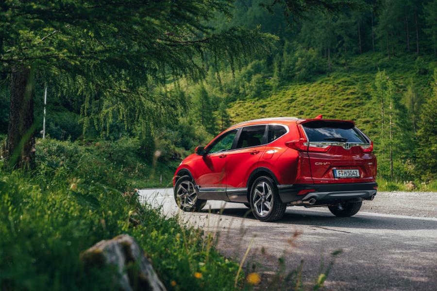  Honda CR-V 2018 года  (EU) (фото 16 из 40)